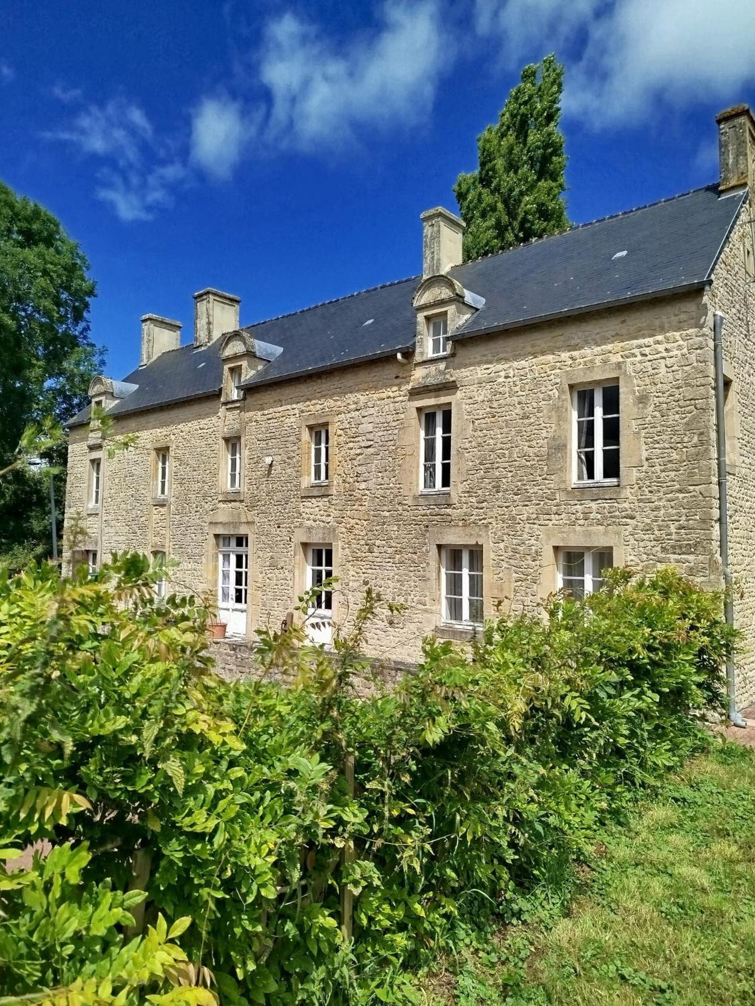 Maison De Charme Tour-en-Bessin Esterno foto