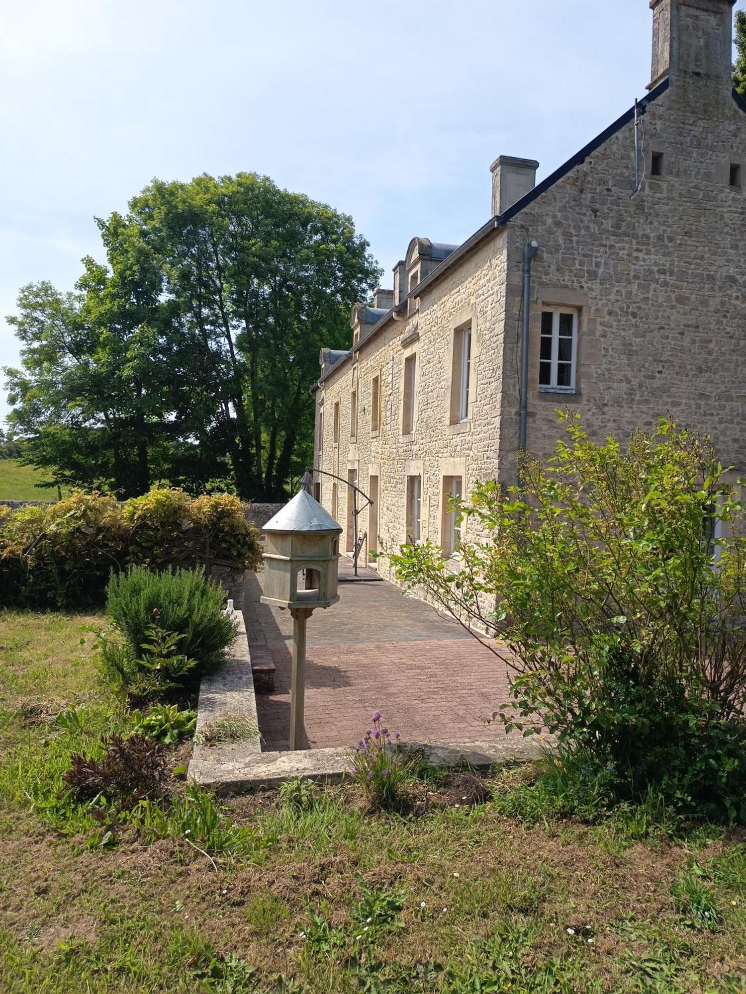 Maison De Charme Tour-en-Bessin Esterno foto